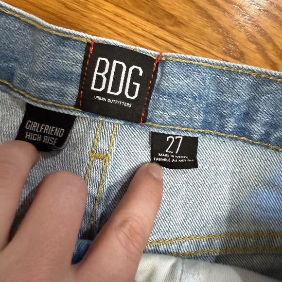 BDG Girlfriend High Rise shorts Size 27 - Picture 3 of 5